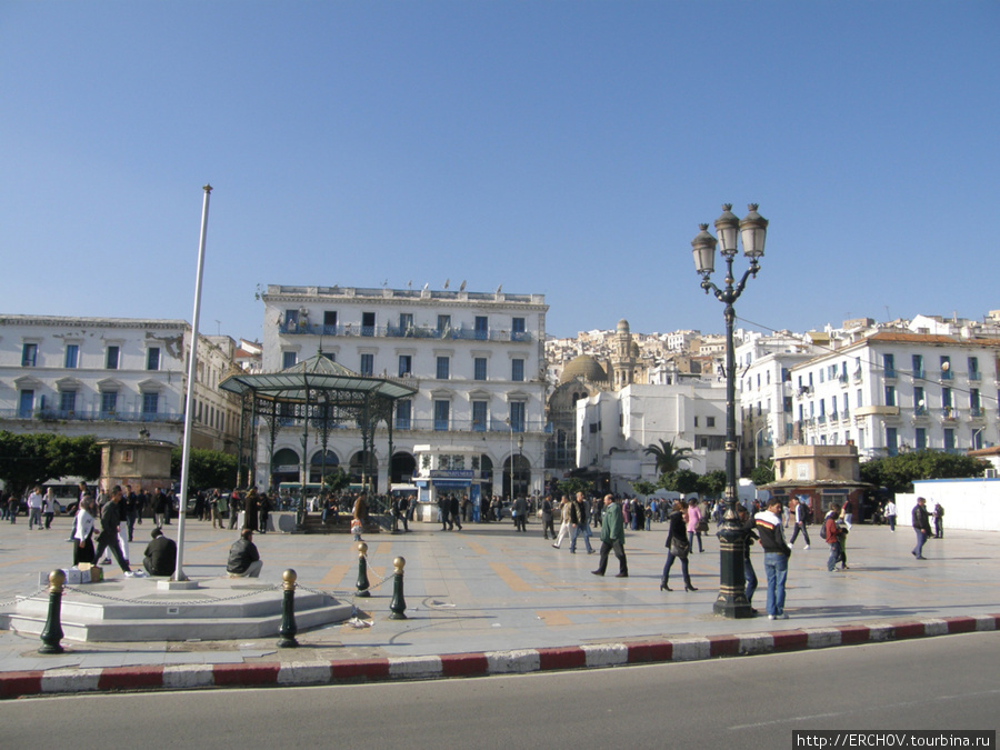 Центральная площадь. Алжир, Алжир