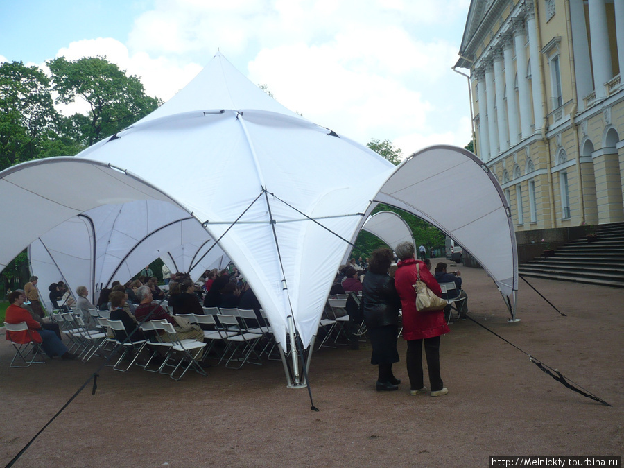 IV Медународный фестиваль в Михайловском саду Санкт-Петербург, Россия
