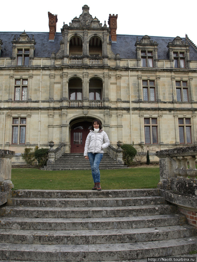 Бурдесьер - замок для Золушки Монтлуи-сюр-Луар, Франция