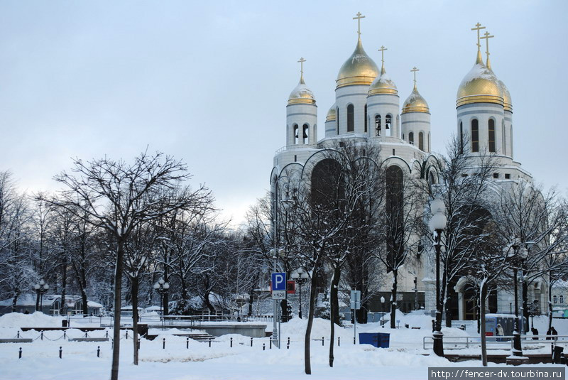 Храм Христа Спасителя — уменьшенная копия Московского. Калининград, Россия