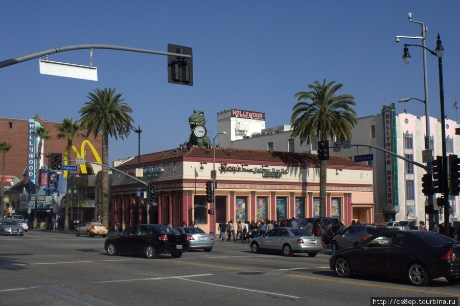 Атака на МакДональдс Лос-Анжелес, CША