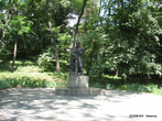 Памятник П. И. Чайковскому.