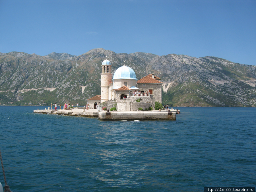 Остров Госпа од Шкрпела Пераст, Черногория