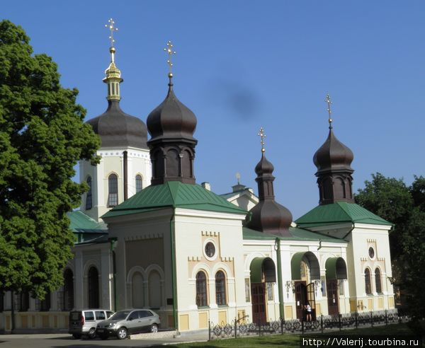 Свято — Троицкий Ионинский монастырь Киев, Украина