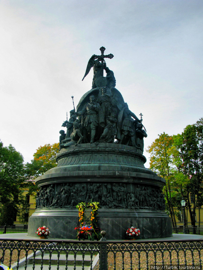 Памятник «Тысячелетие России» Великий Новгород, Россия
