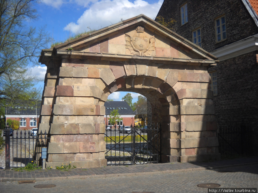 Ворота и территория за ними Кристианстад, Швеция