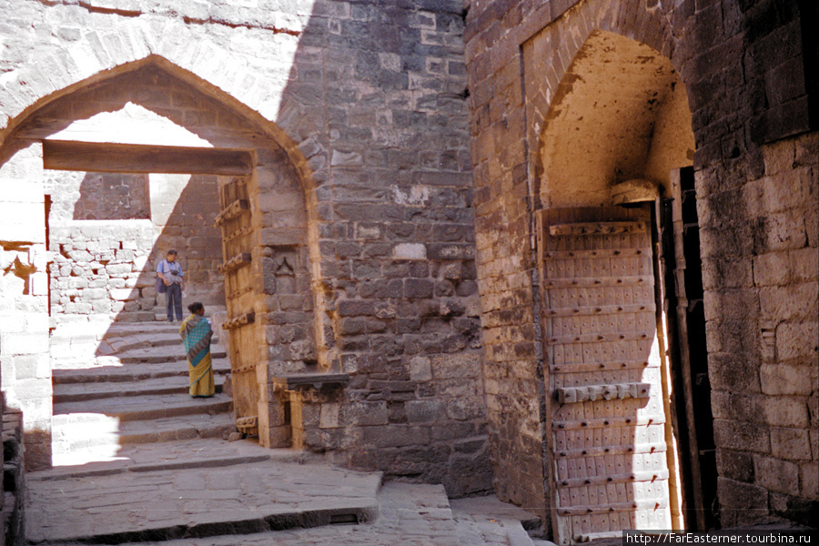 Ворота крепости Аурангабад, Индия