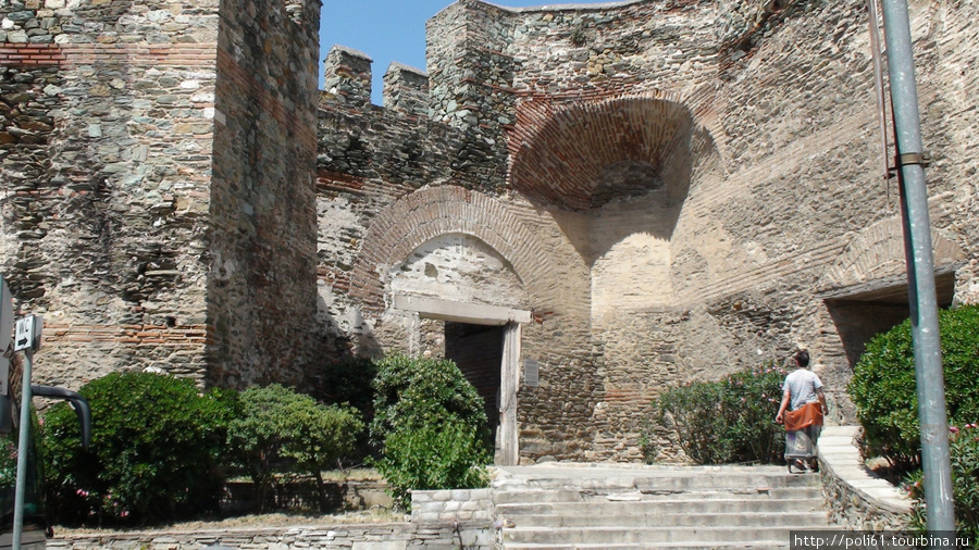 Крепость Эптапиргио