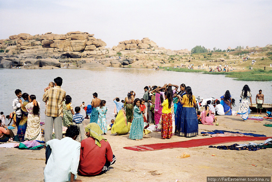 Праздник в честь бога Шивы Хампи, Индия