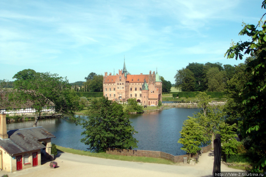 не удержалась и еще раз сфотографировала замок Оденсе, Дания