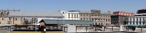 Панорама руин Темпло Майор в Мехико