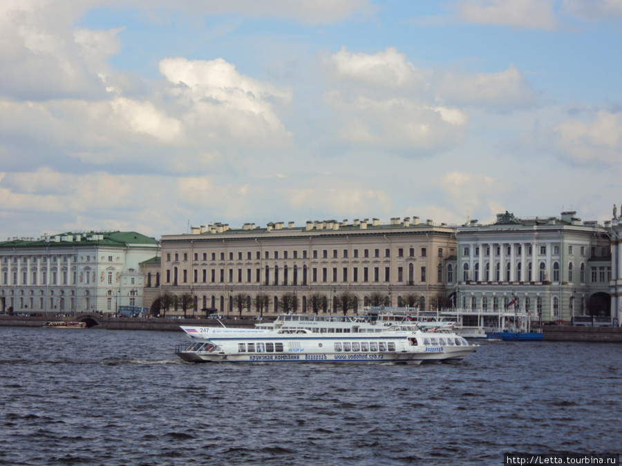 Суета на Неве Санкт-Петербург, Россия