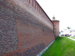 Грановитая башня Кремля и прясло стены (вид с ул. Октябрьской революции).