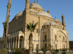 г. Каир, Египет. Мечеть Мехмет-Али в Цитадели. Она построена в османском стиле. Два высоких остроконечных минарета в ясную погоду видны почти из любой точки Каира.
