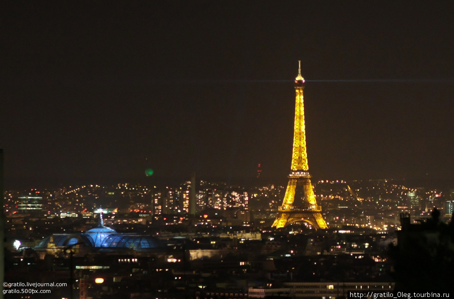 Tour de Eiffel с Монмартра Париж, Франция
