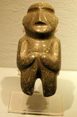 Глиняная фигурка в Археологическом музее Пуэблы