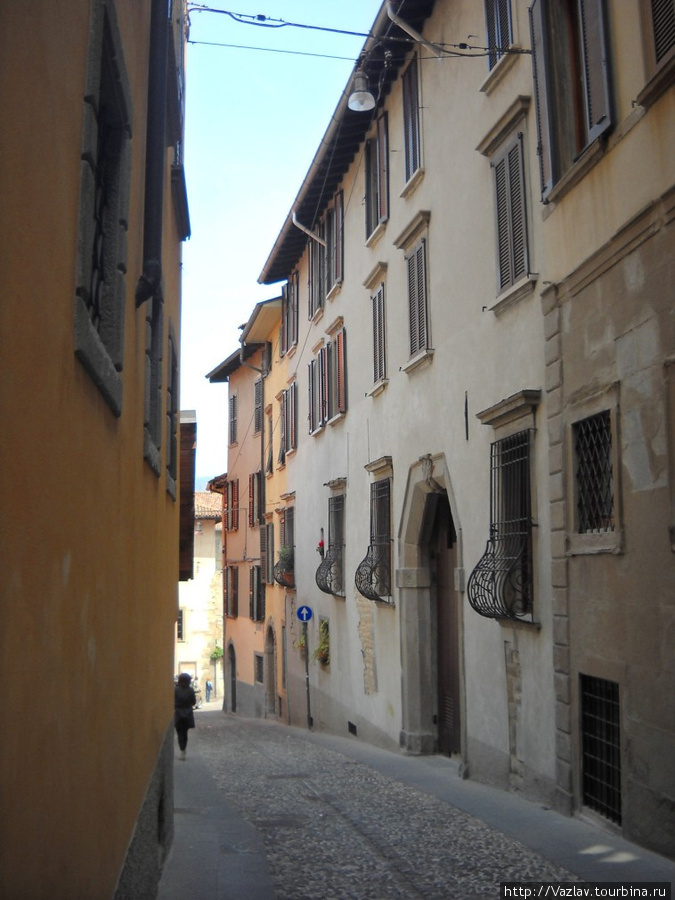 Типичная архитектура Бергамо, Италия