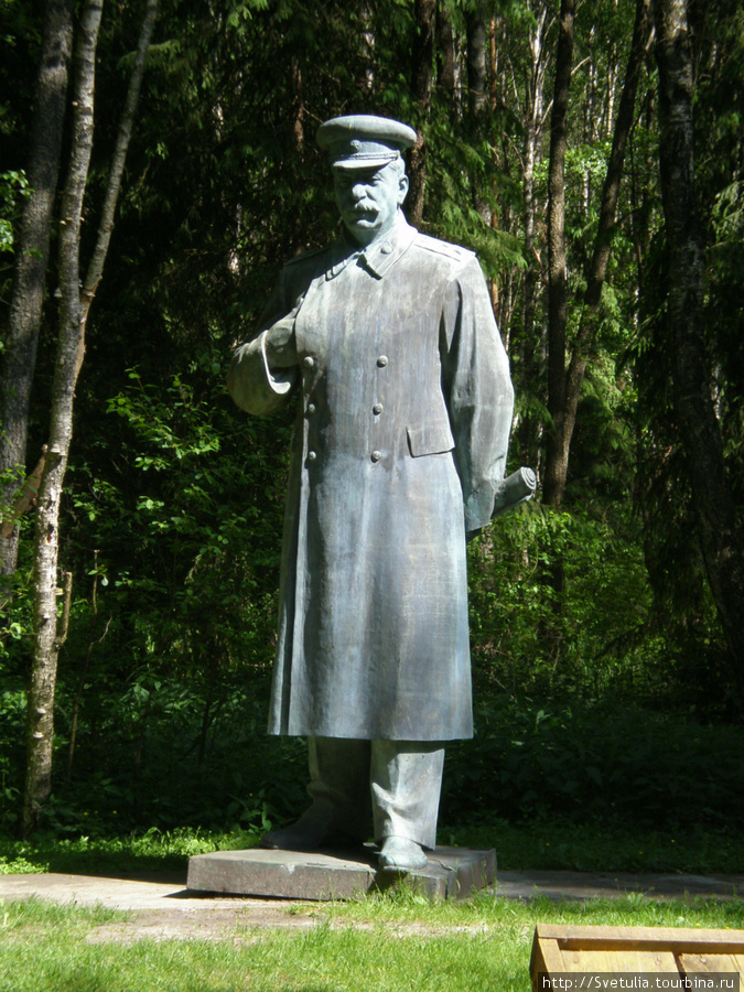 Грутас-парк советских скульптур.