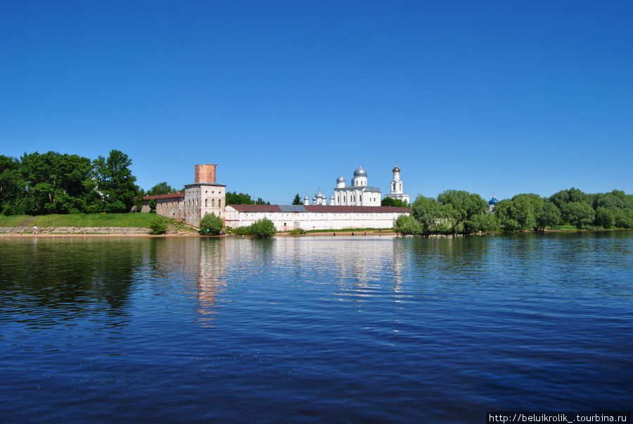 Юрьев монастырь Великий Новгород, Россия