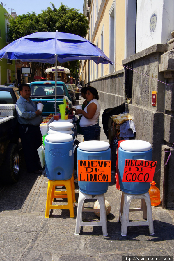 Уличная торговля Пуэбла, Мексика