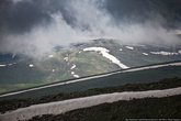 Арагац — самый высокий горный массив в современной Армении. Высота горы составляет 4094 метра. Протяжение горного массива с востока на запад до 40 км, с севера на юг — до 35 км. Скаты внизу покрыты лесом, выше — лугами.