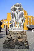 Скульптурная композиция на площади