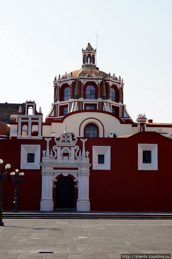 Храм Санто Доминго Пуэбла, Мексика