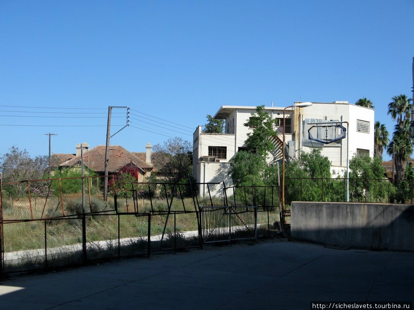 Город-призрак Вароша. Прогулка с проникновением внутрь Фамагуста, Турецкая Республика Северного Кипра