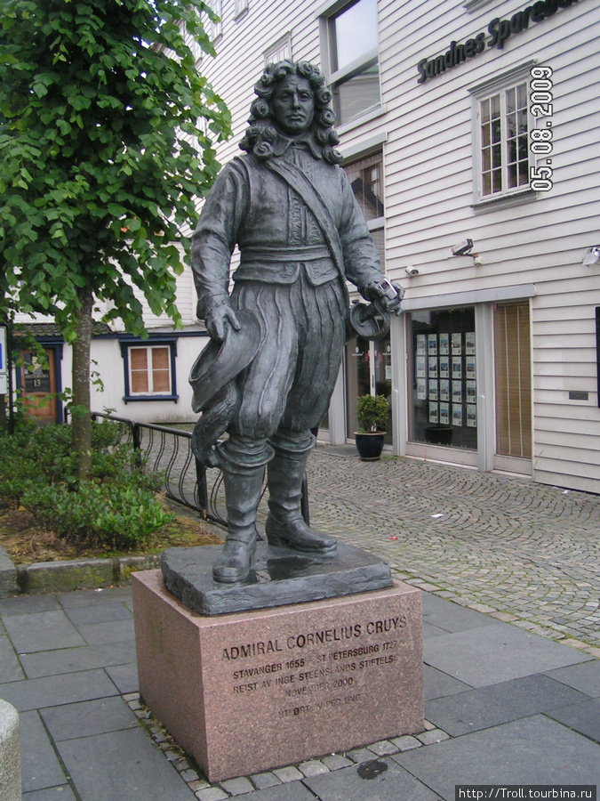 Памятник Корнелиусу Крюйсу Ставангер, Норвегия