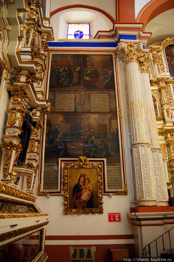 В соборе Святого Франциска в Пуэбле Пуэбла, Мексика