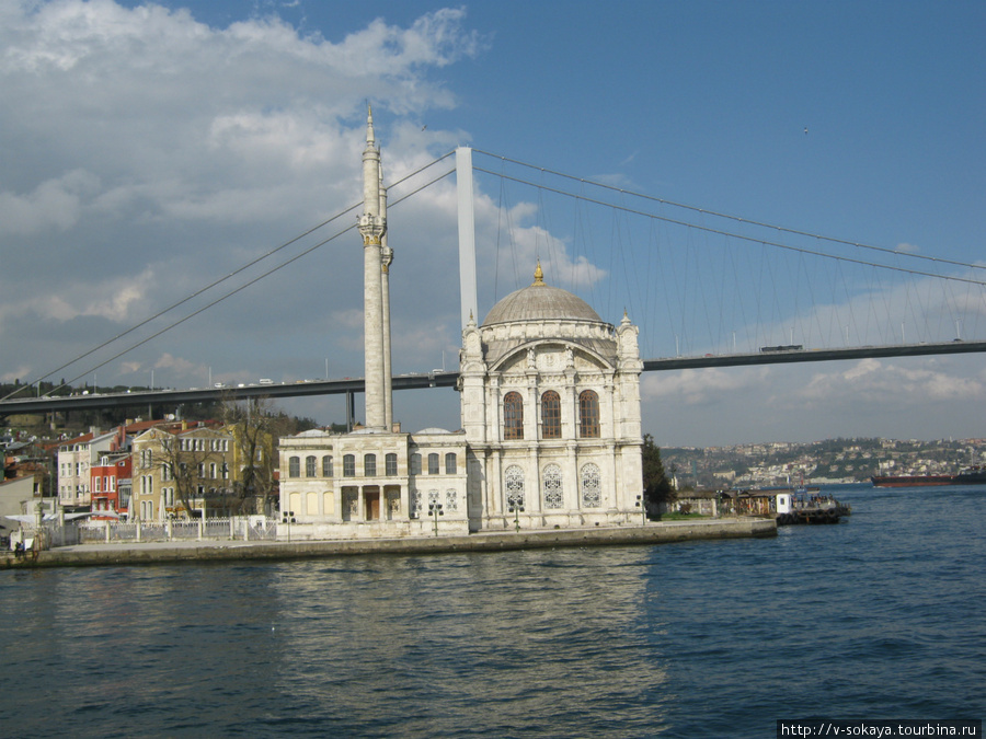 мечеть Ортакей Стамбул, Турция