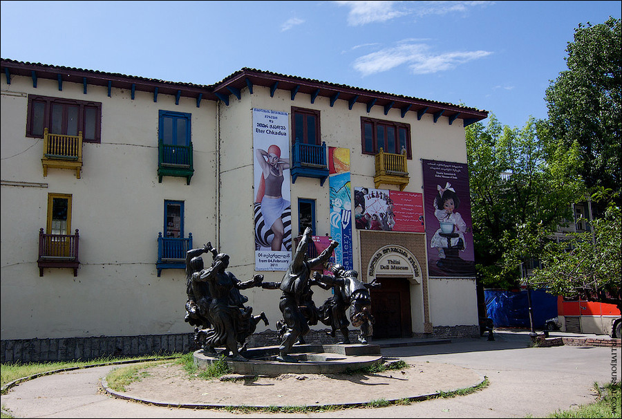 Театр кукол Тбилиси, Грузия