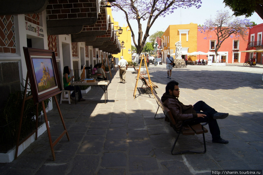 В районе художников в Пуэбле Пуэбла, Мексика