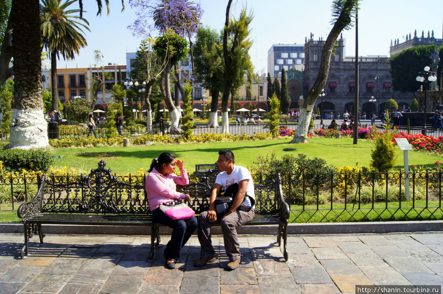 На центральной площади Пуэблы Пуэбла, Мексика