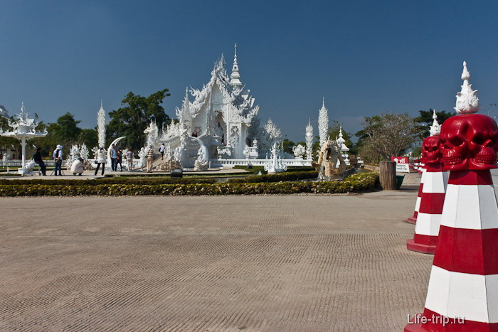 Уникальный Белый храм в Чианг Рай