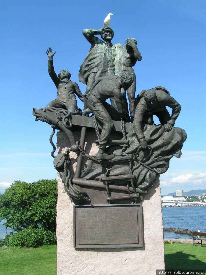 Памятник военным морякам Осло, Норвегия