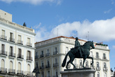 конная статуя Карла III