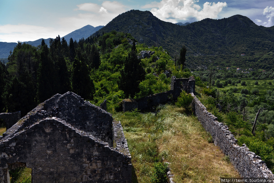 Крепость Бесац Скадарское озеро, Черногория