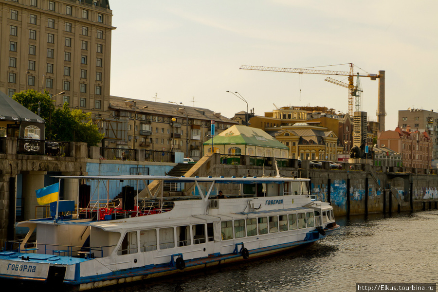 Экскурсия на кораблике по Днепру Киев, Украина