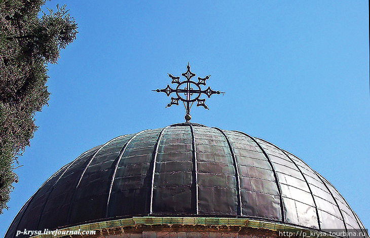 Крест на куполе церкви Иерусалим, Израиль