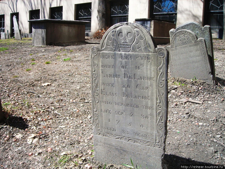 Boston Granary Burying Ground CША