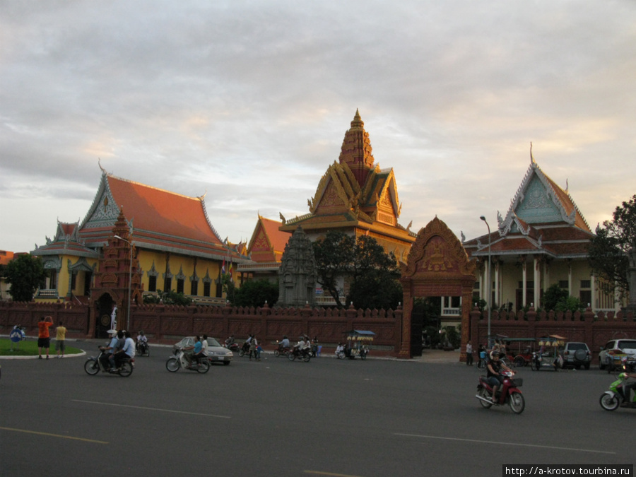 Ещё из странного город Пномпень