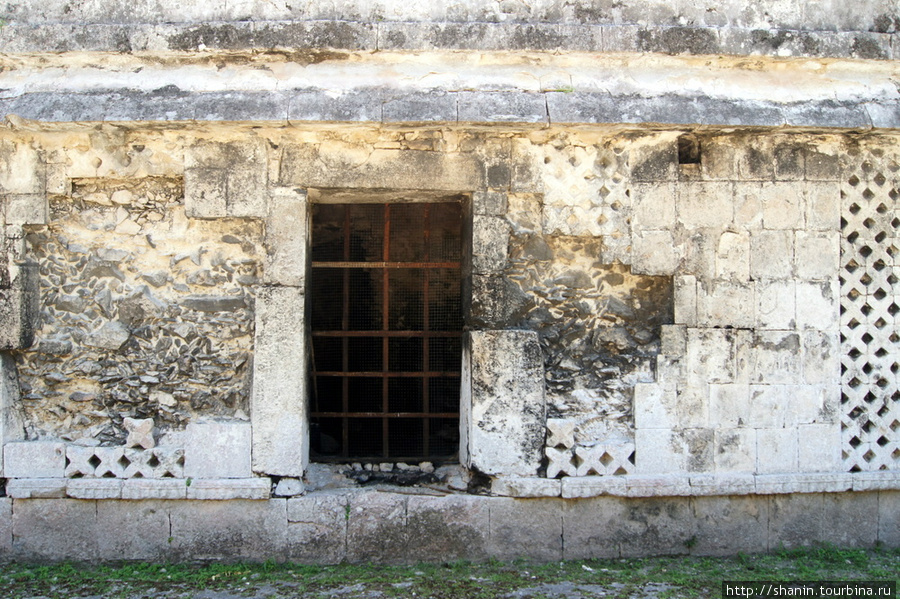 Дома аристократов Чичен-Ица город майя, Мексика