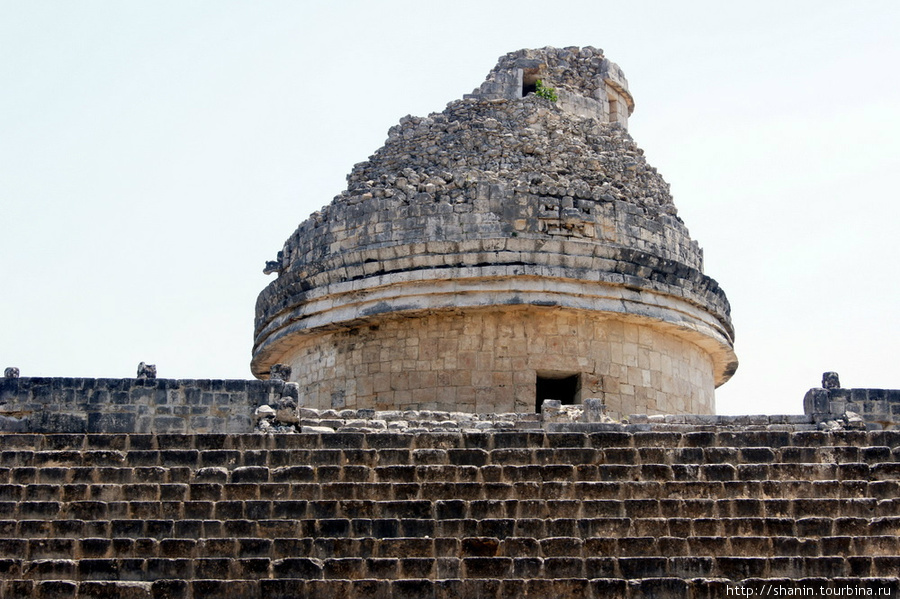 Обсерватория в Чичен-Ице Чичен-Ица город майя, Мексика