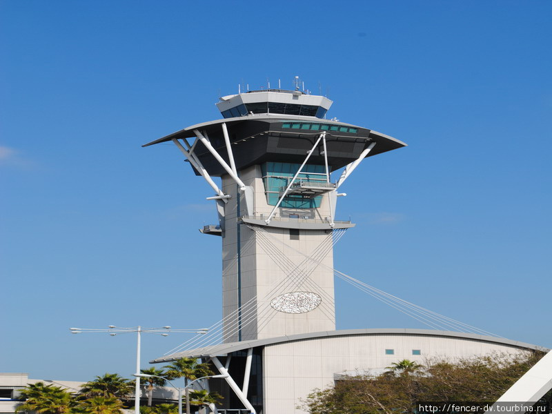 LAX - Международный аэропорт Лос-Анджелеса Лос-Анжелес, CША