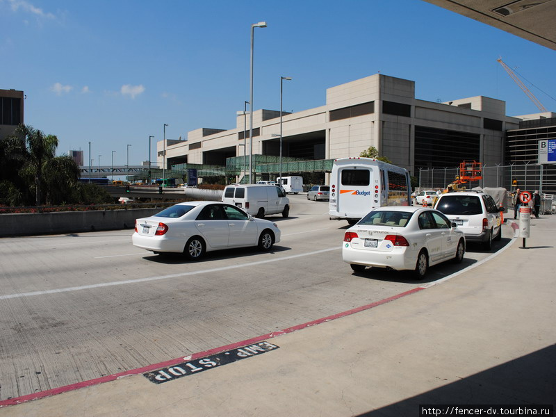 LAX - Международный аэропорт Лос-Анджелеса Лос-Анжелес, CША