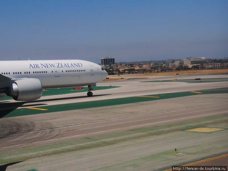 LAX - Международный аэропорт Лос-Анджелеса Лос-Анжелес, CША