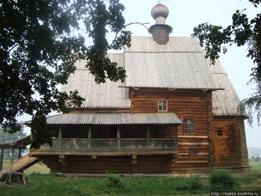 Суздаль. Никольская церковь из деревни Глотово. Владимир, Россия