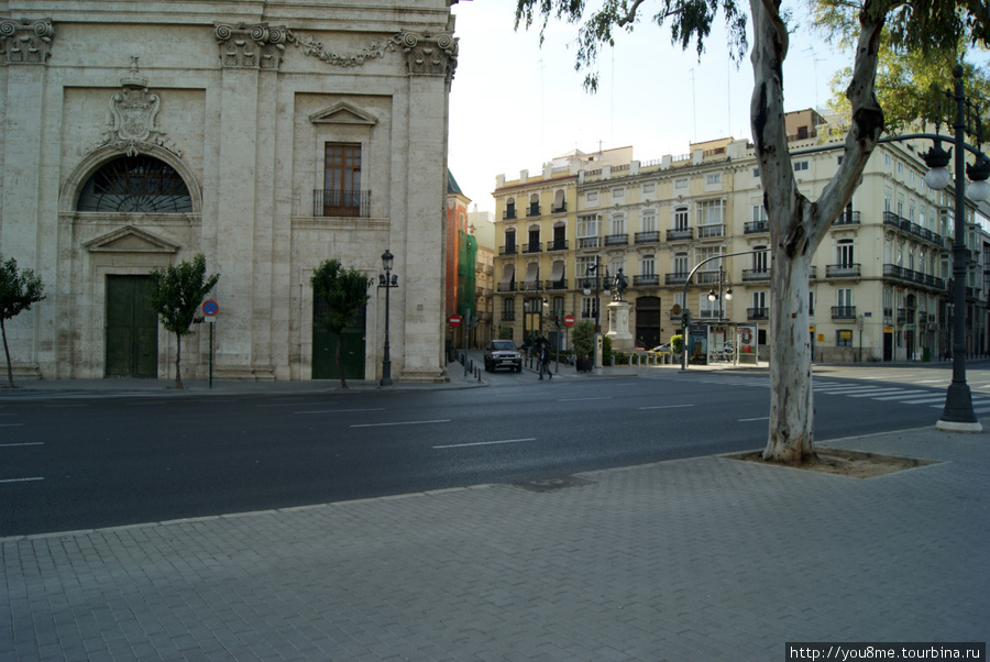 Храмовая площадь Валенсия, Испания