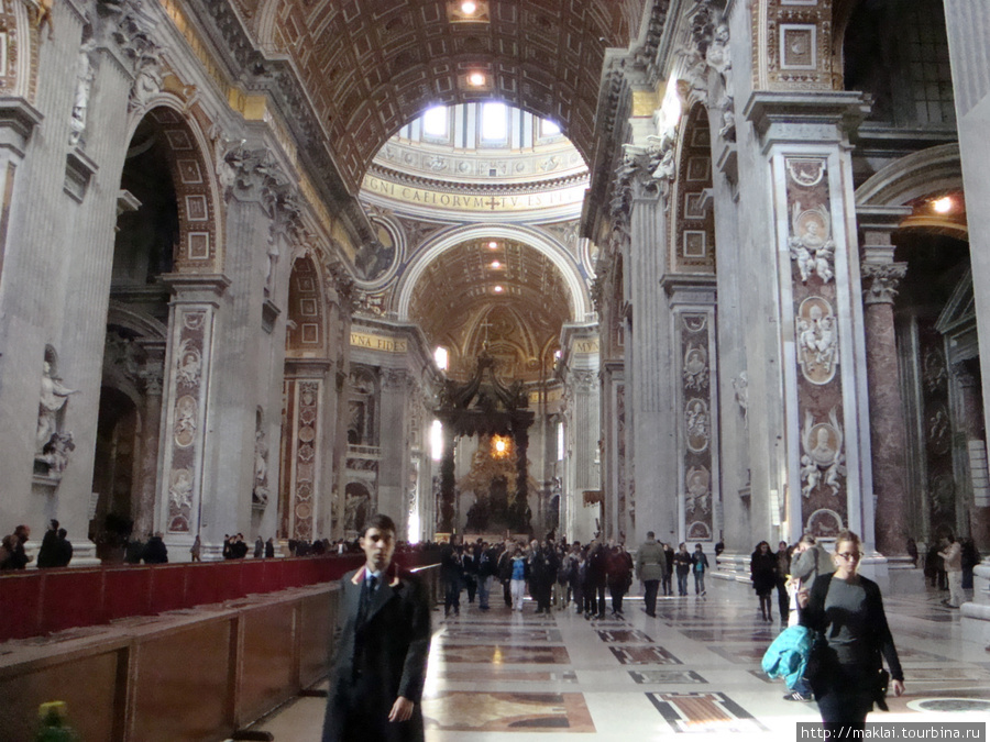 Ватикан. Интерьер собора Св.Петра. Рим, Италия